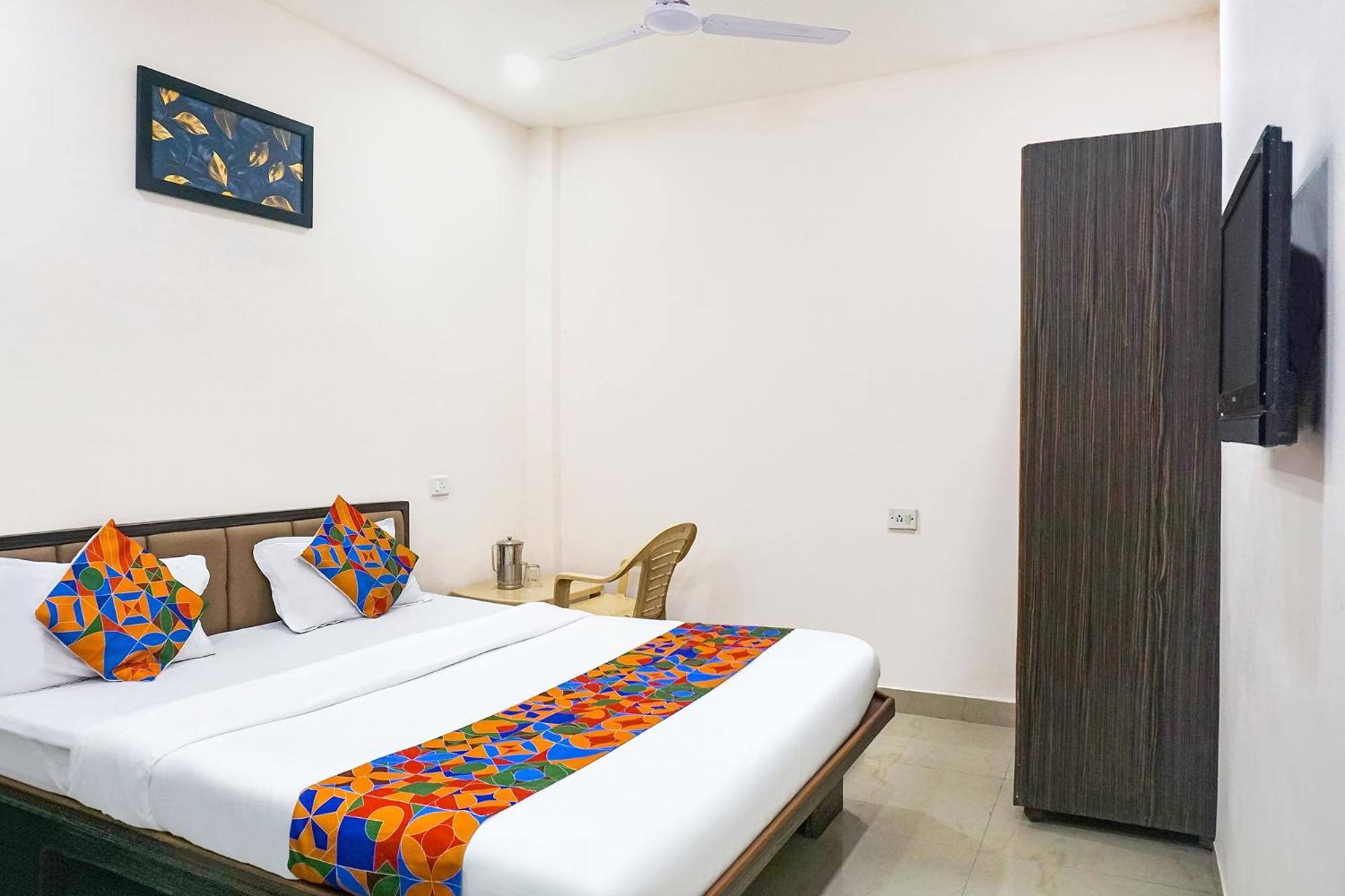 Fabhotel Rachana Residency - Nr Shivaji Nagar Metro Station Πούνε Εξωτερικό φωτογραφία