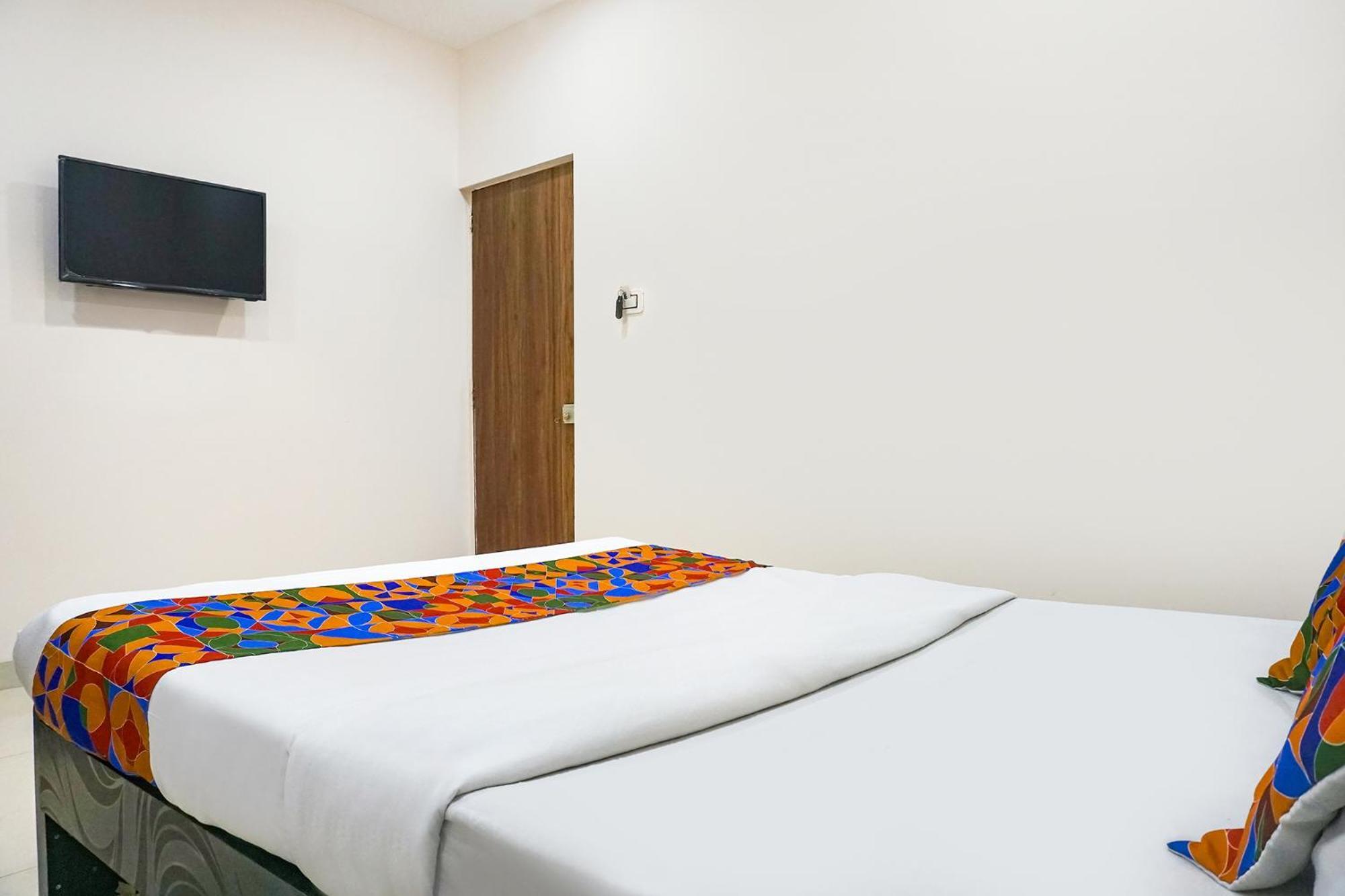Fabhotel Rachana Residency - Nr Shivaji Nagar Metro Station Πούνε Εξωτερικό φωτογραφία