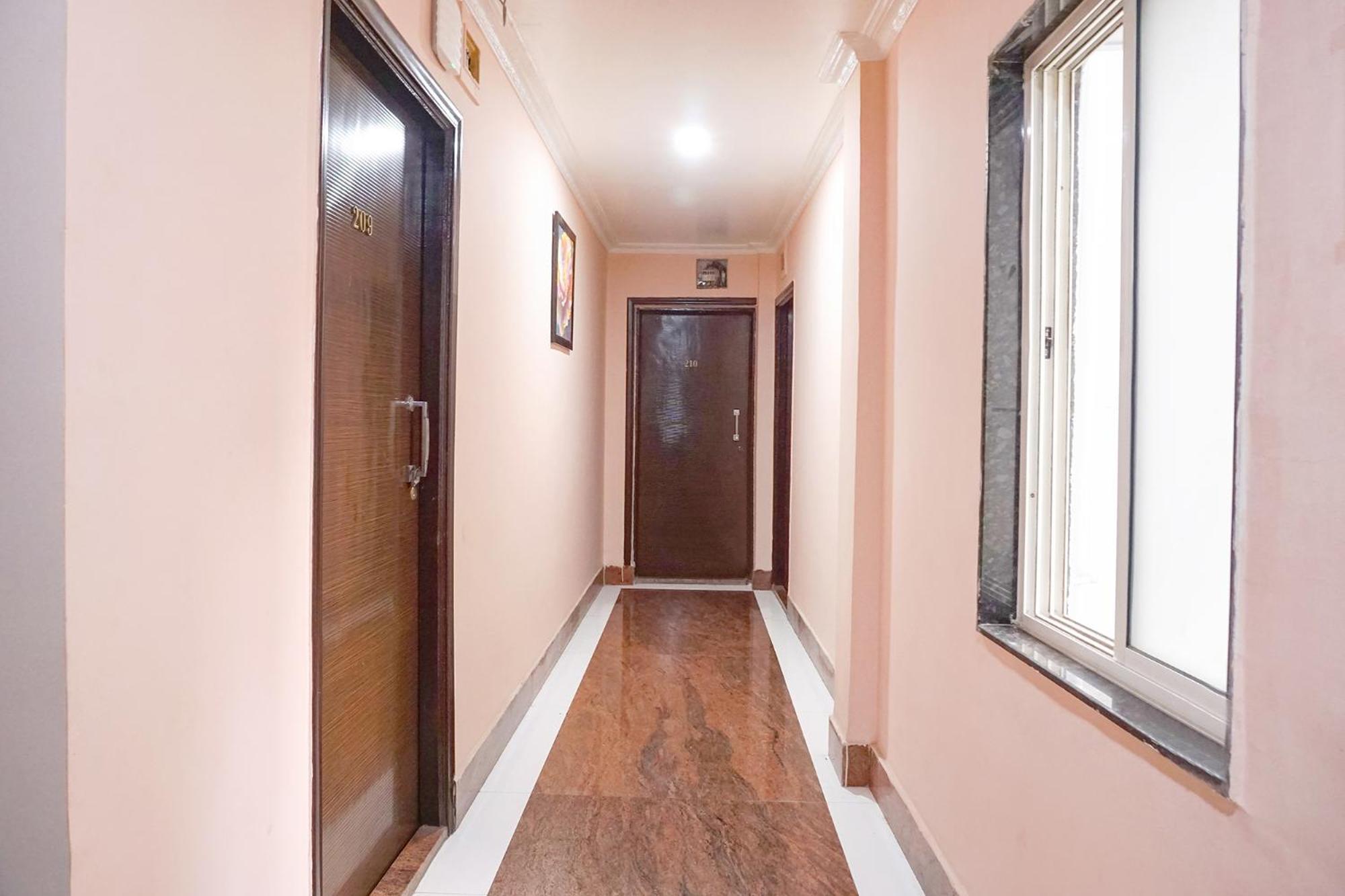 Fabhotel Rachana Residency - Nr Shivaji Nagar Metro Station Πούνε Εξωτερικό φωτογραφία