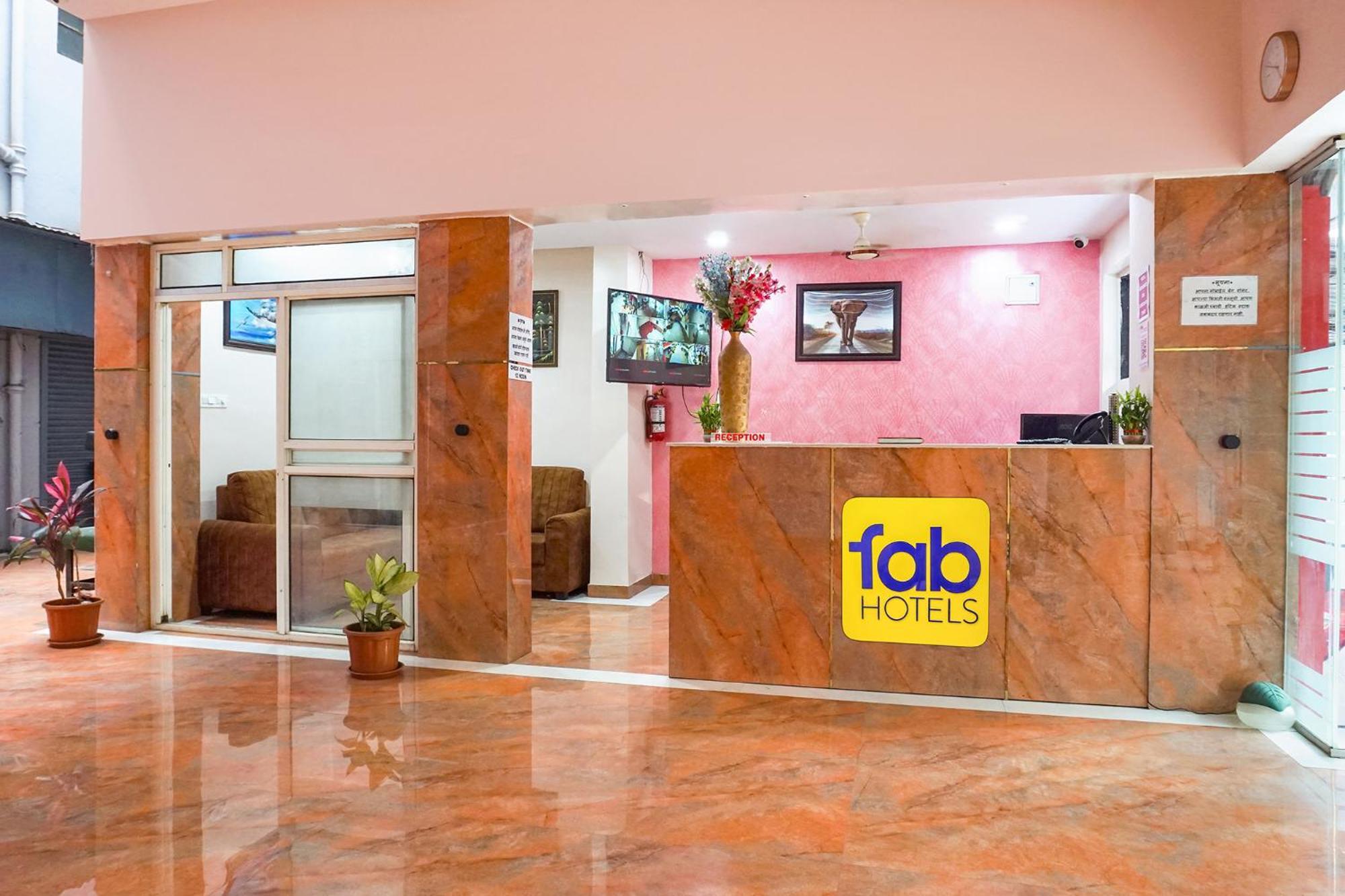 Fabhotel Rachana Residency - Nr Shivaji Nagar Metro Station Πούνε Εξωτερικό φωτογραφία