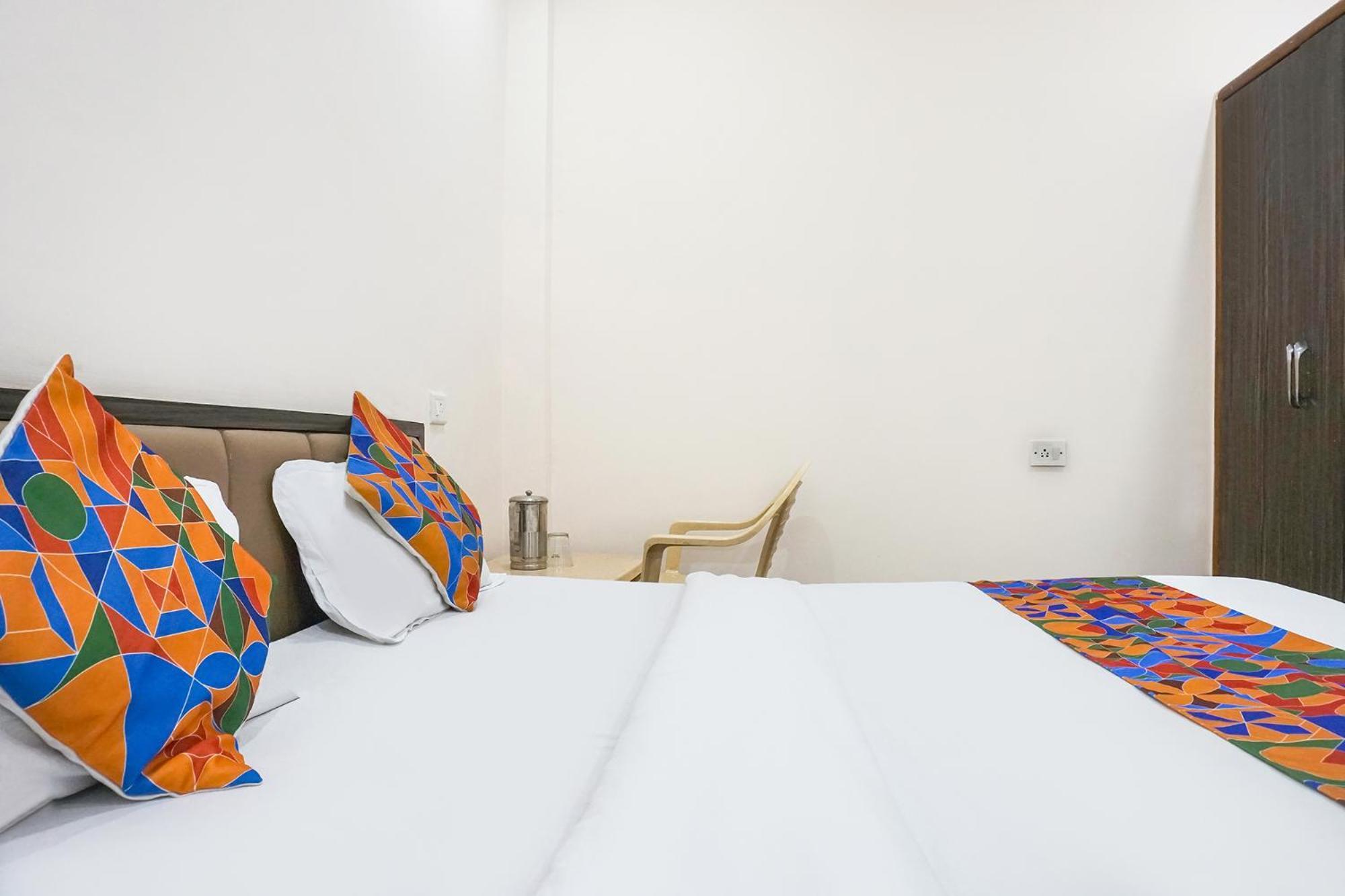 Fabhotel Rachana Residency - Nr Shivaji Nagar Metro Station Πούνε Εξωτερικό φωτογραφία