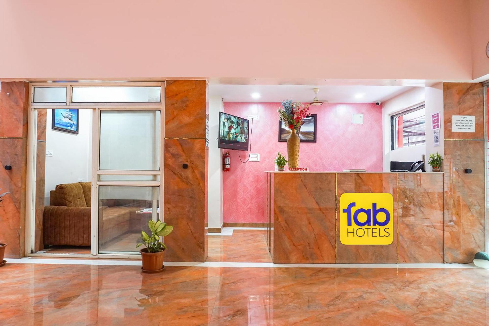 Fabhotel Rachana Residency - Nr Shivaji Nagar Metro Station Πούνε Εξωτερικό φωτογραφία